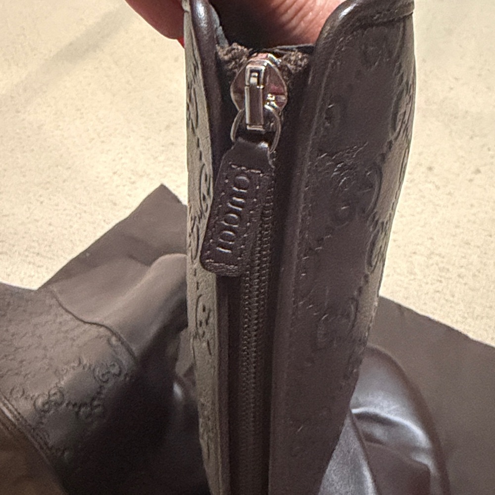 New in dust bag: Gucci riding boots leather size 12 - Picture 9 of 10